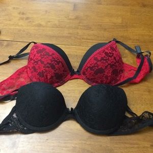 2 bras
